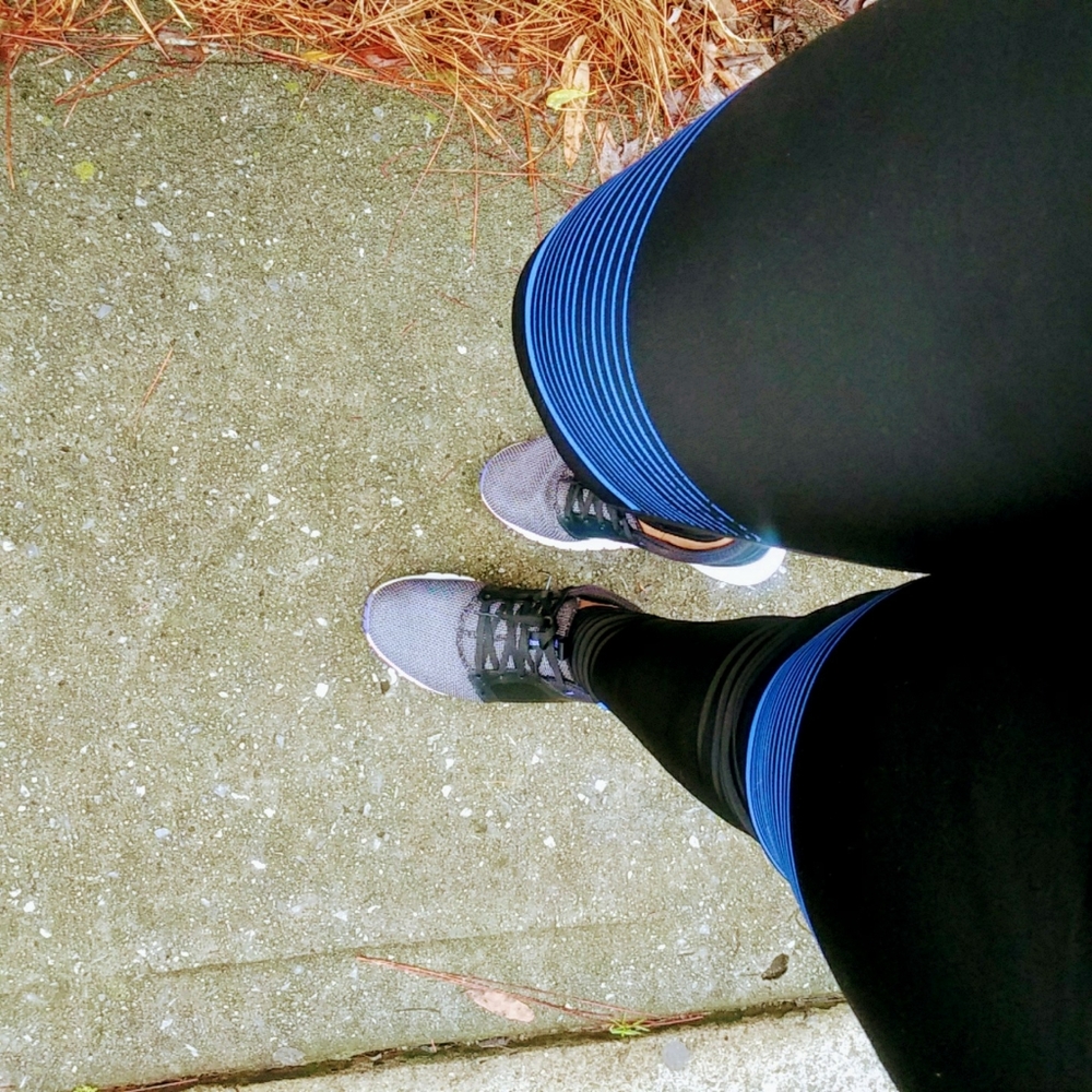 Black & Blue Side Striped Yoga Leggings - Picture 2 of 6